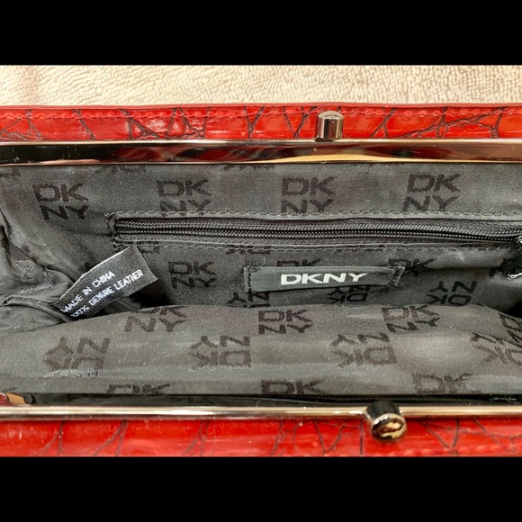 DKNY red croc embossed leather bag - Picture 3 of 4